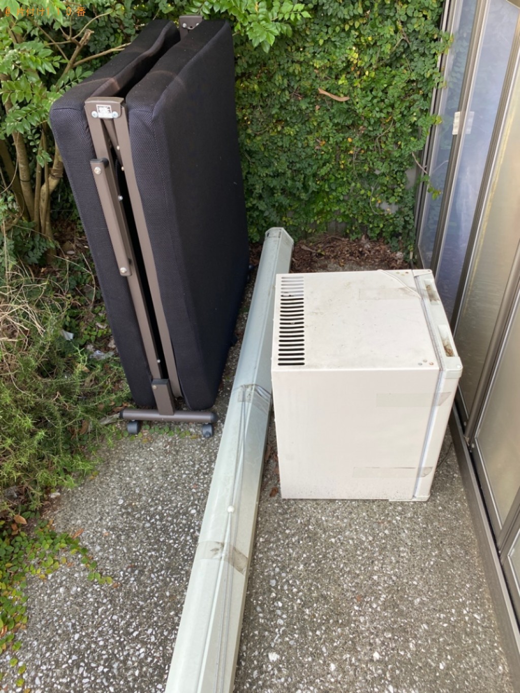 保冷庫、折り畳み式シングルベッド等の回収・処分ご依頼　お客様の声
